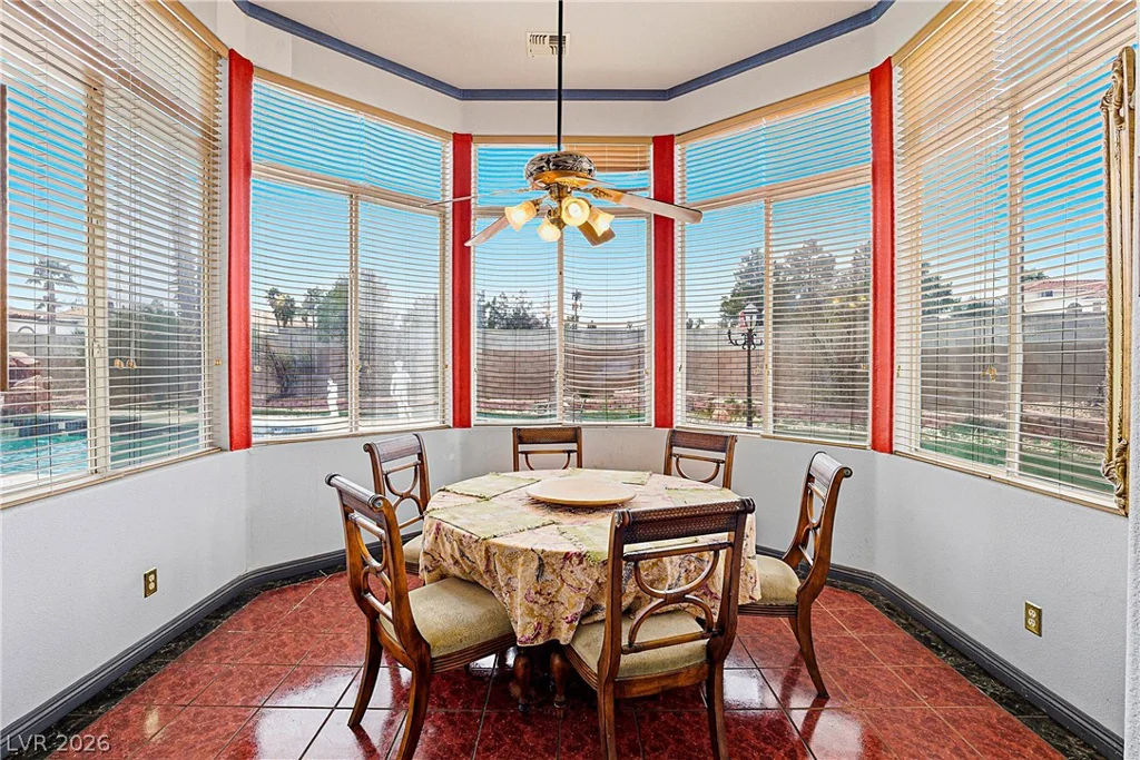3215 Cliff Sieler, Las Vegas, NV 89117