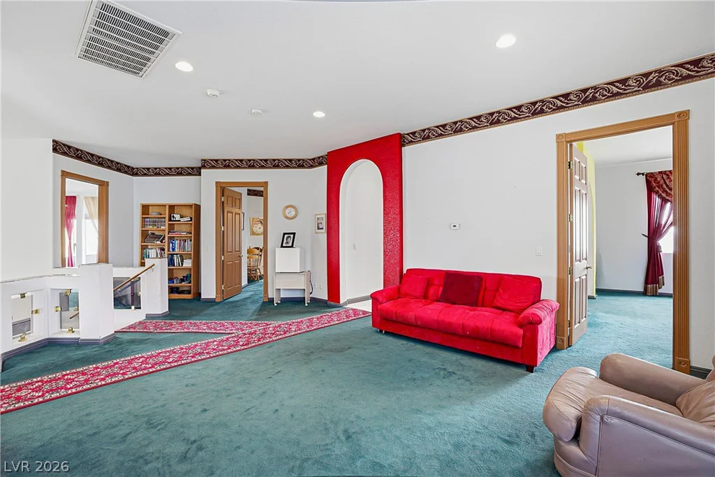 3215 Cliff Sieler, Las Vegas, NV 89117