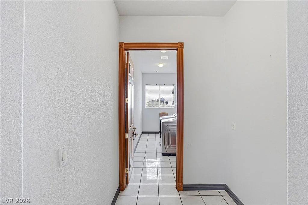 3215 Cliff Sieler, Las Vegas, NV 89117