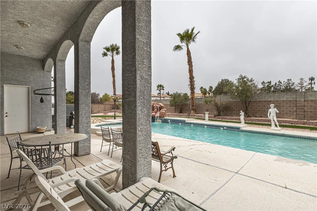 3215 Cliff Sieler, Las Vegas, NV 89117