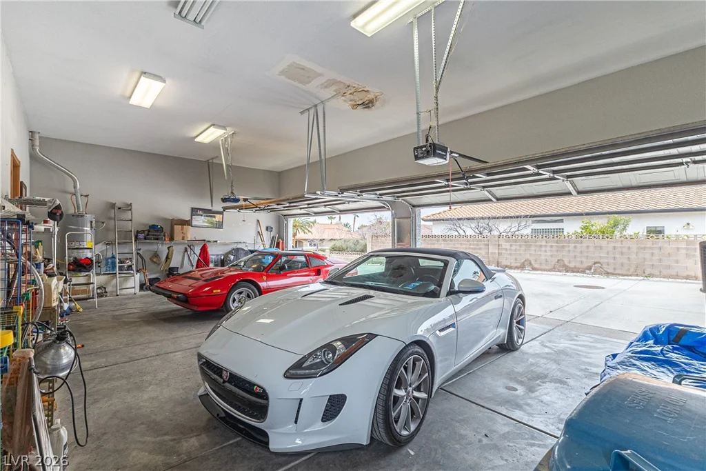 3215 Cliff Sieler, Las Vegas, NV 89117