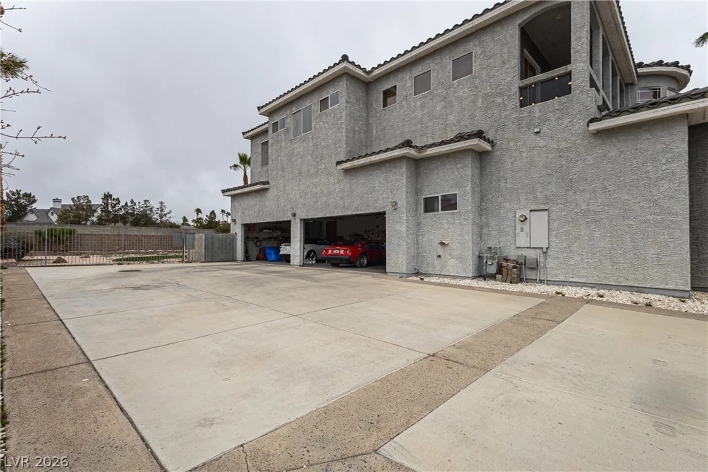3215 Cliff Sieler, Las Vegas, NV 89117