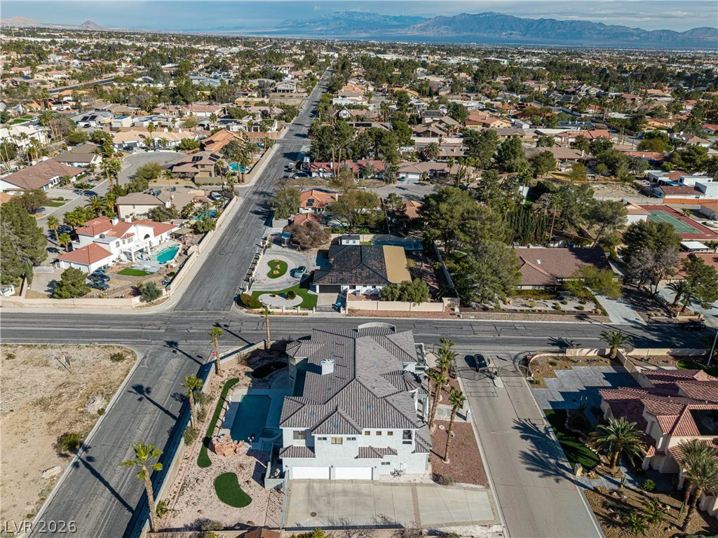 3215 Cliff Sieler, Las Vegas, NV 89117