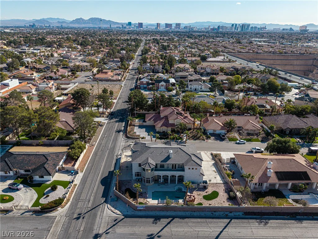 3215 Cliff Sieler, Las Vegas, NV 89117