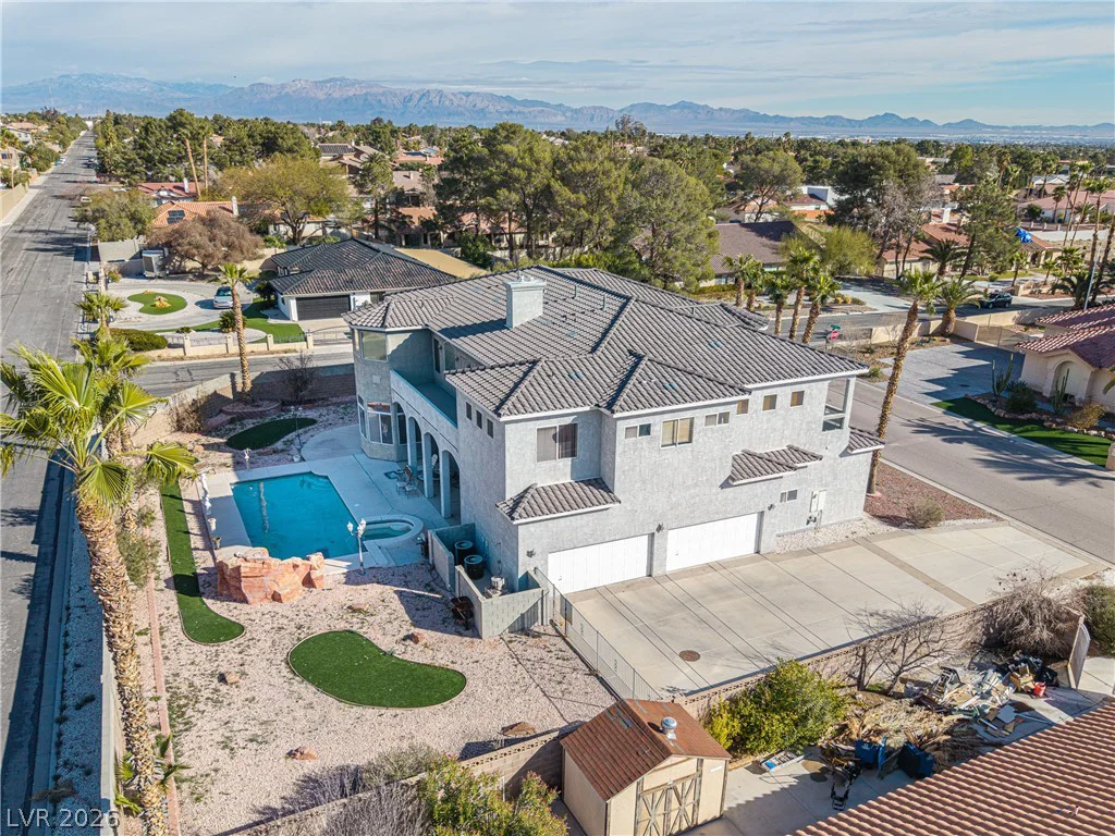 3215 Cliff Sieler, Las Vegas, NV 89117
