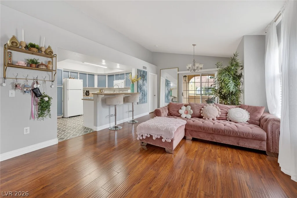 7950 Flamingo, Las Vegas, NV 89147