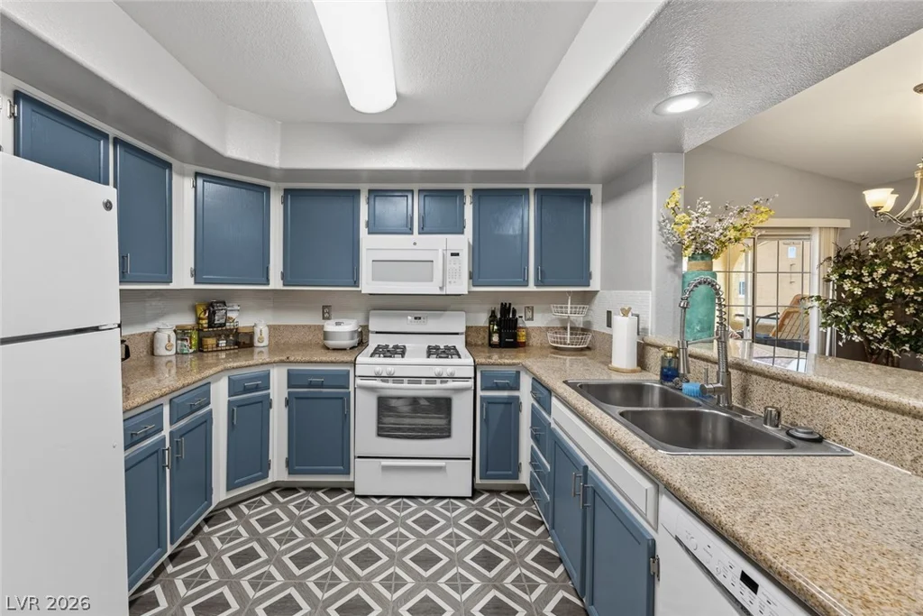 7950 Flamingo, Las Vegas, NV 89147