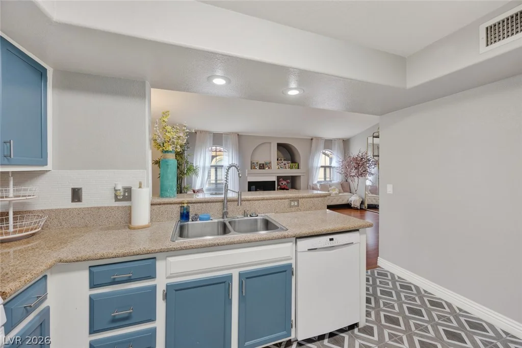 7950 Flamingo, Las Vegas, NV 89147