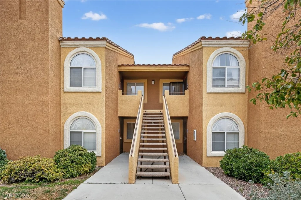 7950 Flamingo, Las Vegas, NV 89147