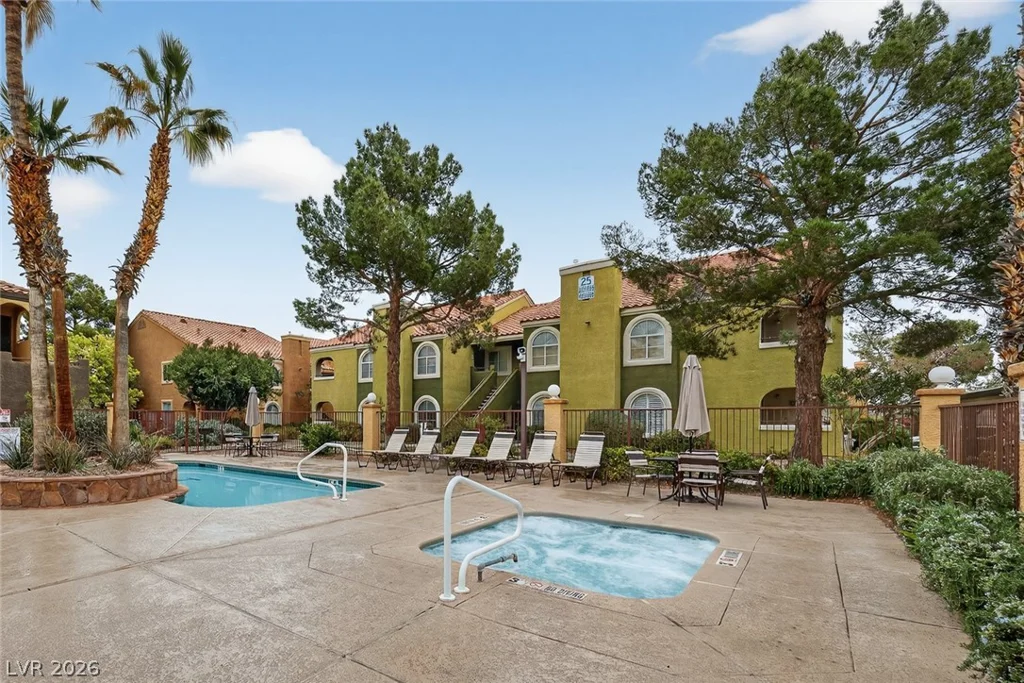 7950 Flamingo, Las Vegas, NV 89147