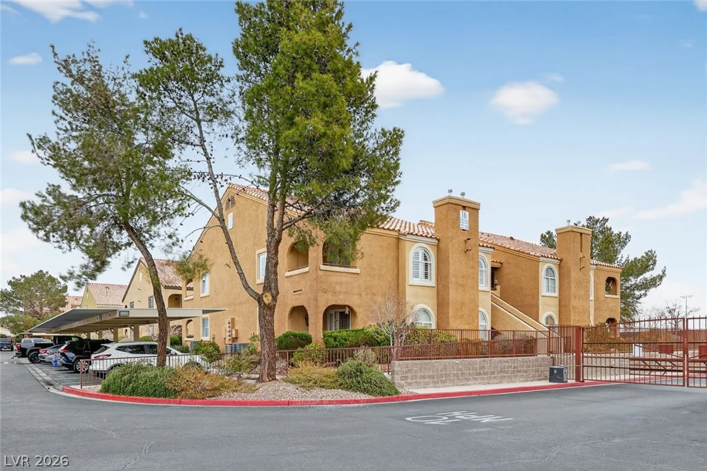 7950 Flamingo, Las Vegas, NV 89147