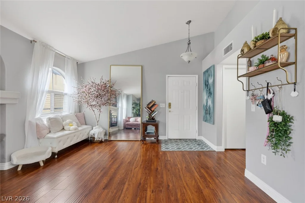 7950 Flamingo, Las Vegas, NV 89147