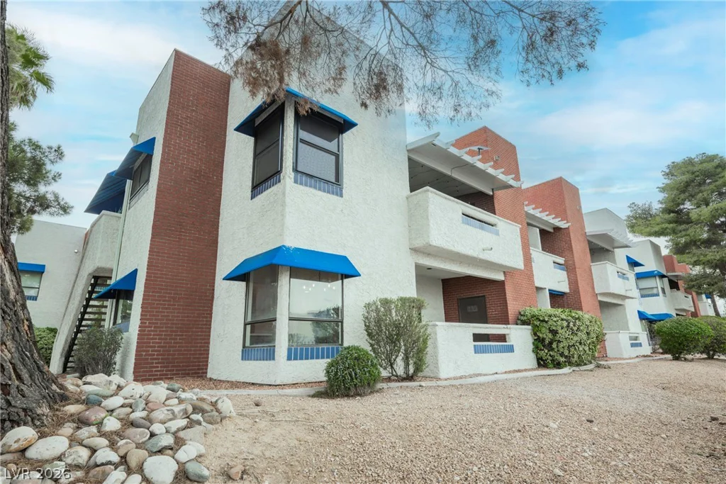 2607 Red Rock, Las Vegas, NV 89146