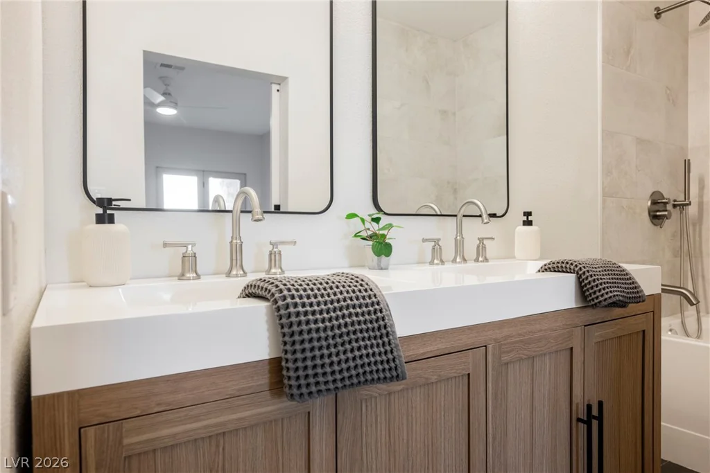 2607 Red Rock, Las Vegas, NV 89146