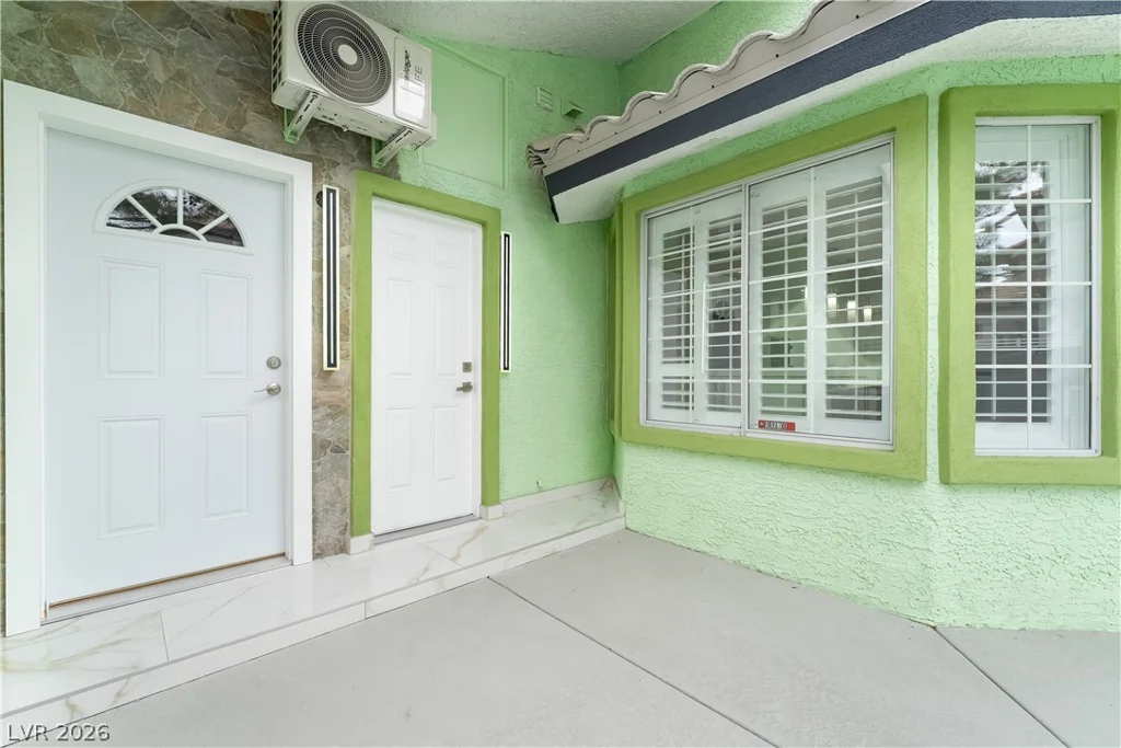 3160 Viking, Las Vegas, NV 89121