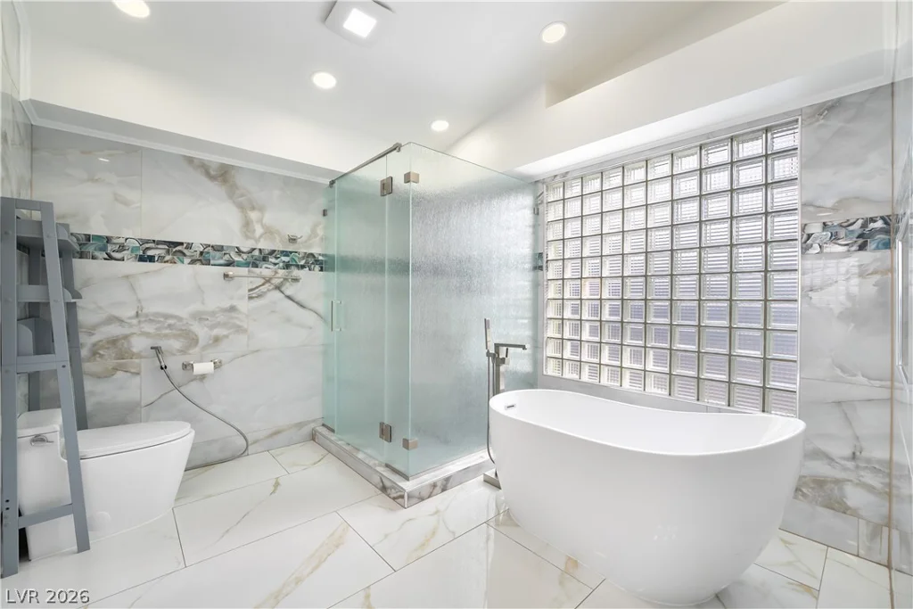 3160 Viking, Las Vegas, NV 89121