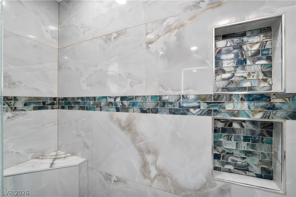 3160 Viking, Las Vegas, NV 89121