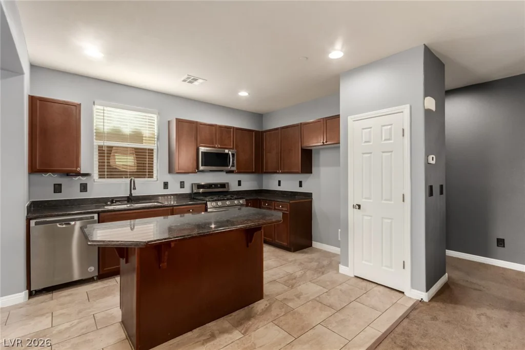 1012 Water Cove, Henderson, NV 89011