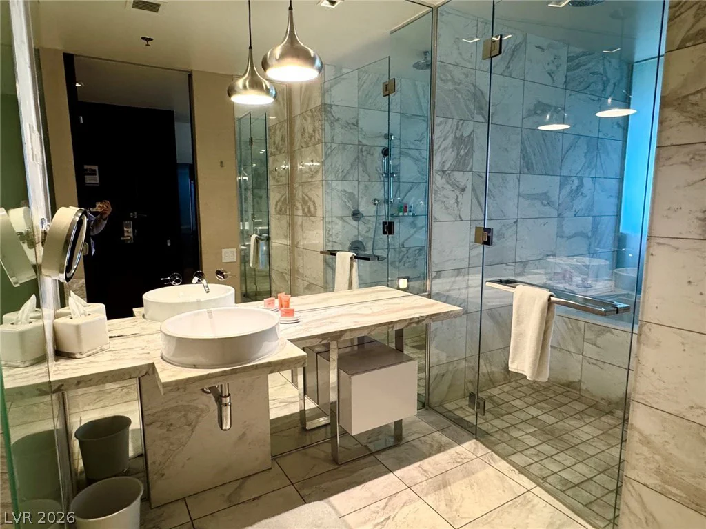 4381 Flamingo, Las Vegas, NV 89103