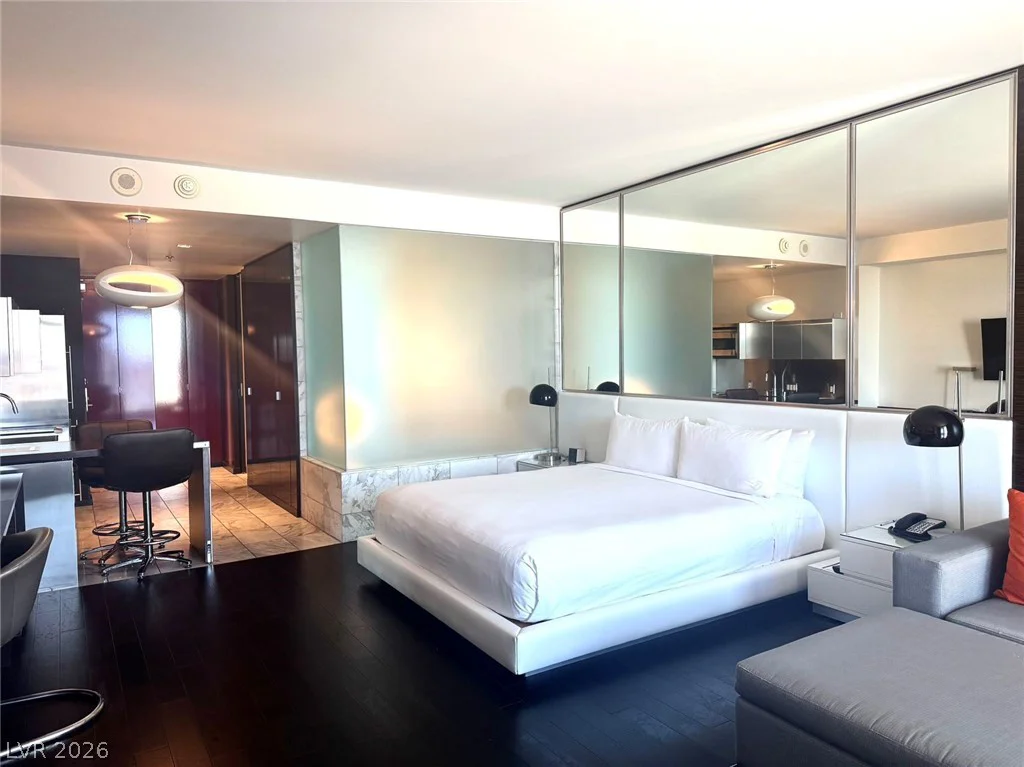 4381 Flamingo, Las Vegas, NV 89103