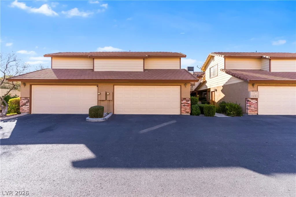 3251 Dawnflower, Las Vegas, NV 89121