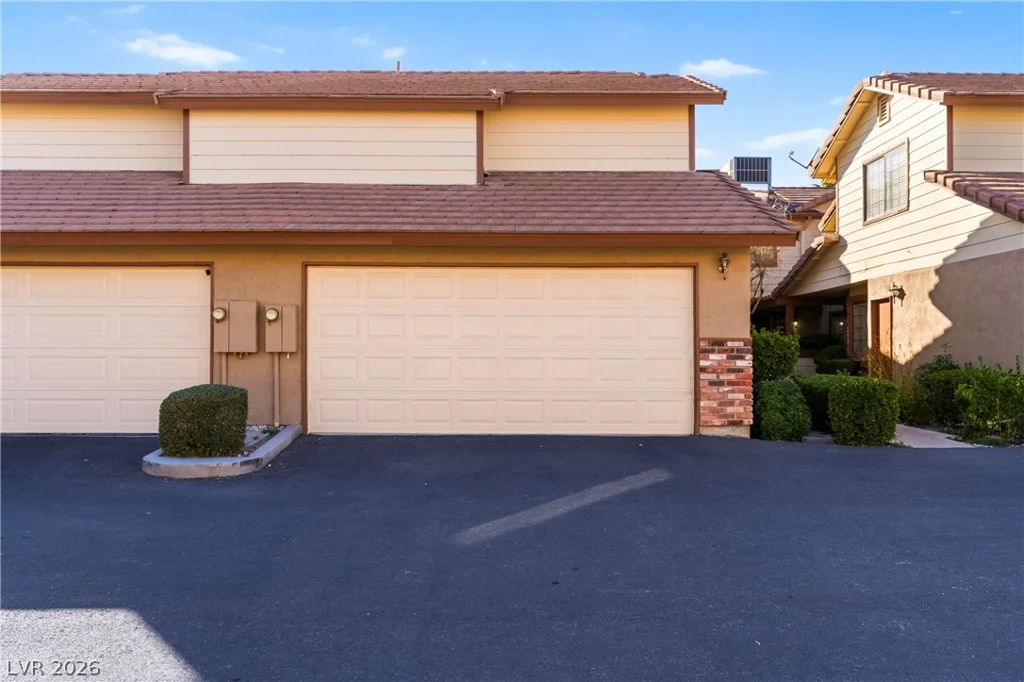 3251 Dawnflower, Las Vegas, NV 89121