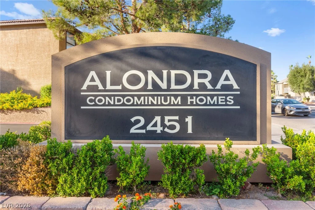 2451 Rainbow, Las Vegas, NV 89108