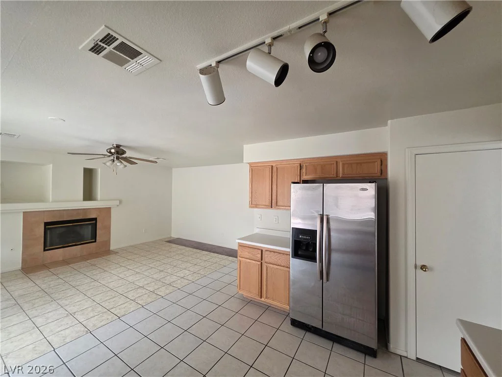 25 Newburg, North Las Vegas, NV 89032