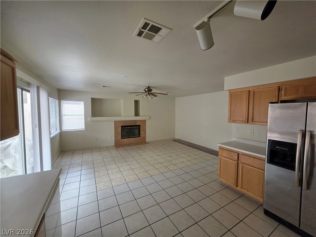25 Newburg, North Las Vegas, NV 89032