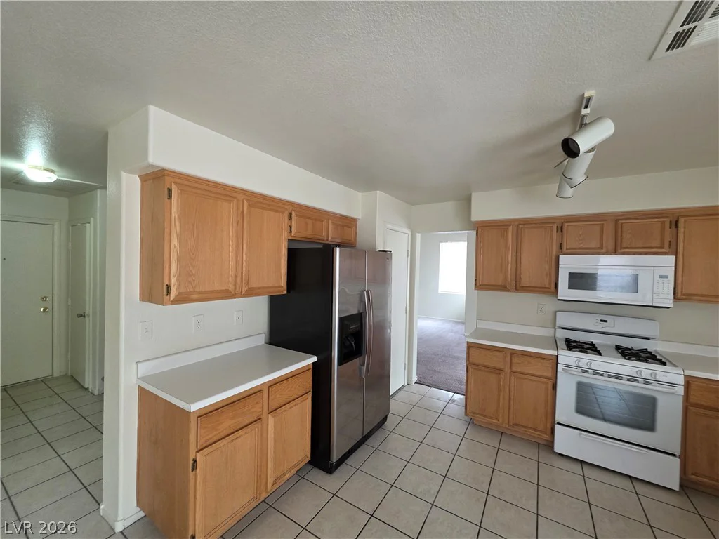 25 Newburg, North Las Vegas, NV 89032