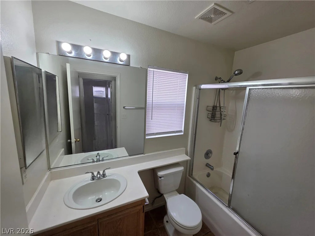 25 Newburg, North Las Vegas, NV 89032