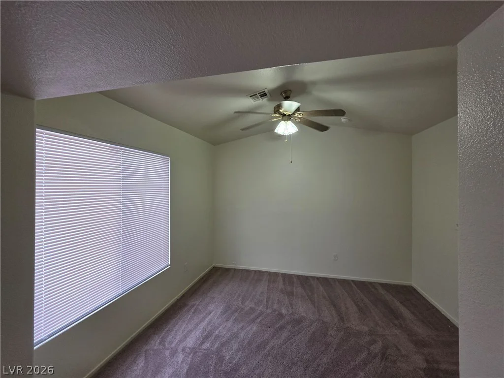 25 Newburg, North Las Vegas, NV 89032