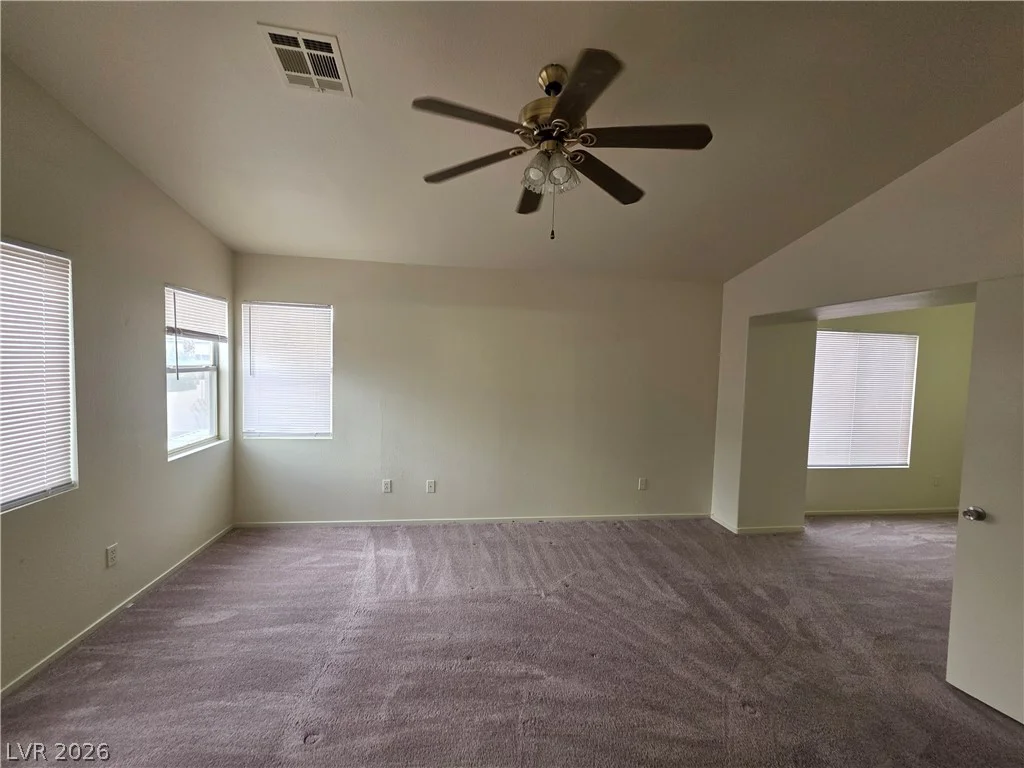 25 Newburg, North Las Vegas, NV 89032