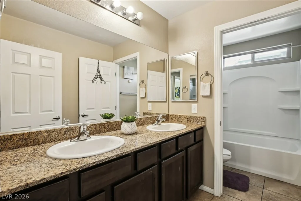 3957 Carla Ann, North Las Vegas, NV 89081