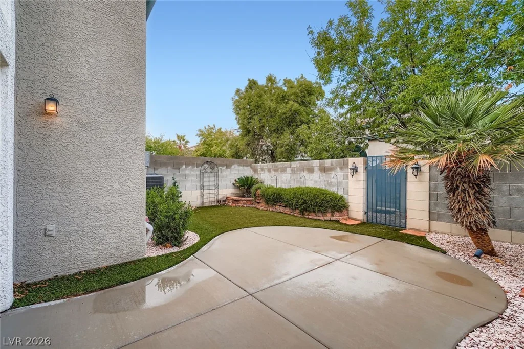 10192 Juniper Creek, Las Vegas, NV 89145