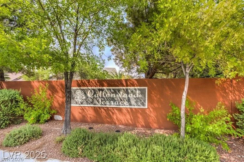 10192 Juniper Creek, Las Vegas, NV 89145