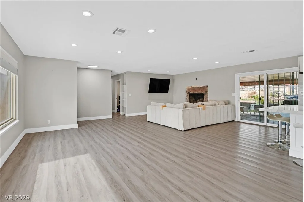 6304 Jennifer, Las Vegas, NV 89108