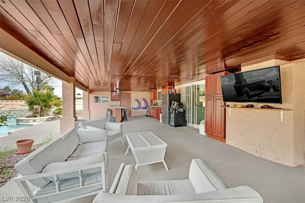 6304 Jennifer, Las Vegas, NV 89108