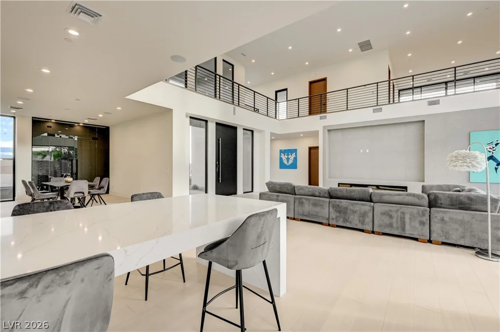 5555 Teco, Las Vegas, NV 89118