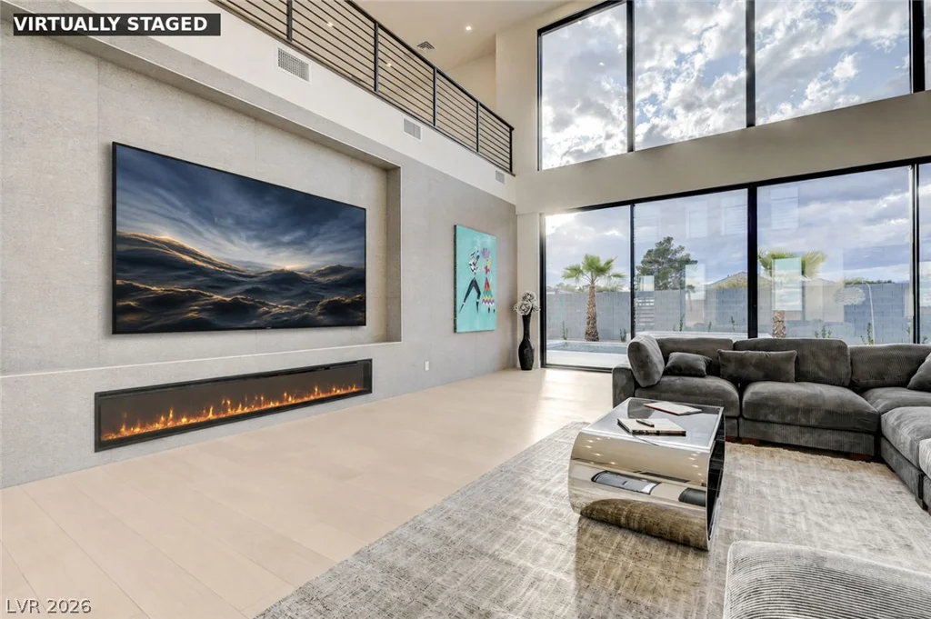 5555 Teco, Las Vegas, NV 89118