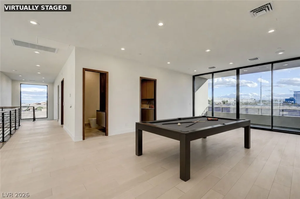 5555 Teco, Las Vegas, NV 89118