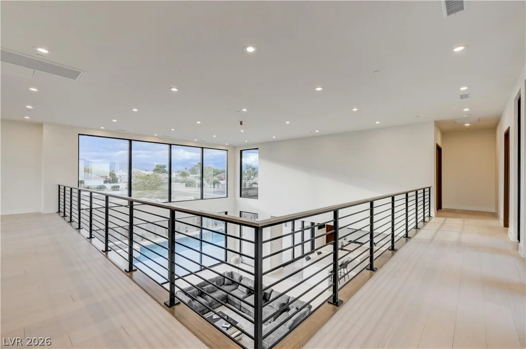 5555 Teco, Las Vegas, NV 89118