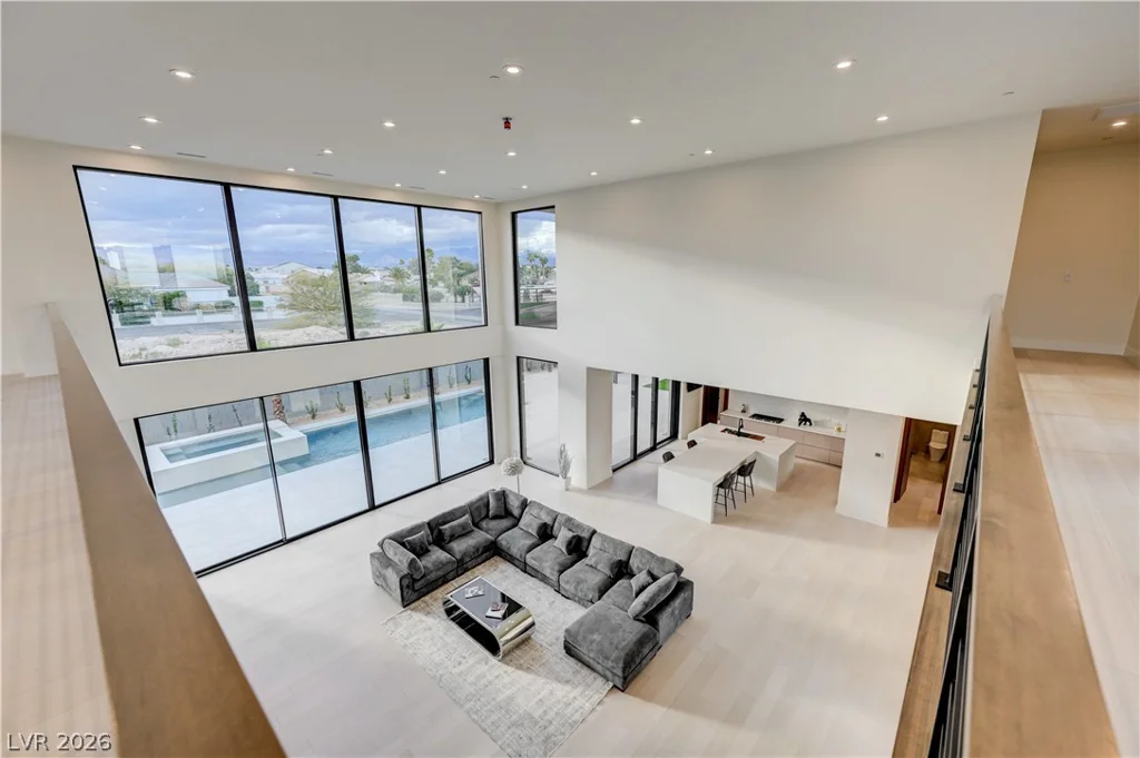 5555 Teco, Las Vegas, NV 89118