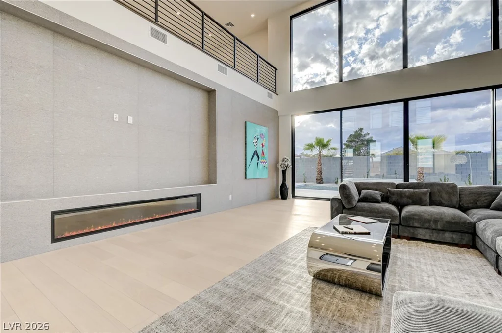 5555 Teco, Las Vegas, NV 89118
