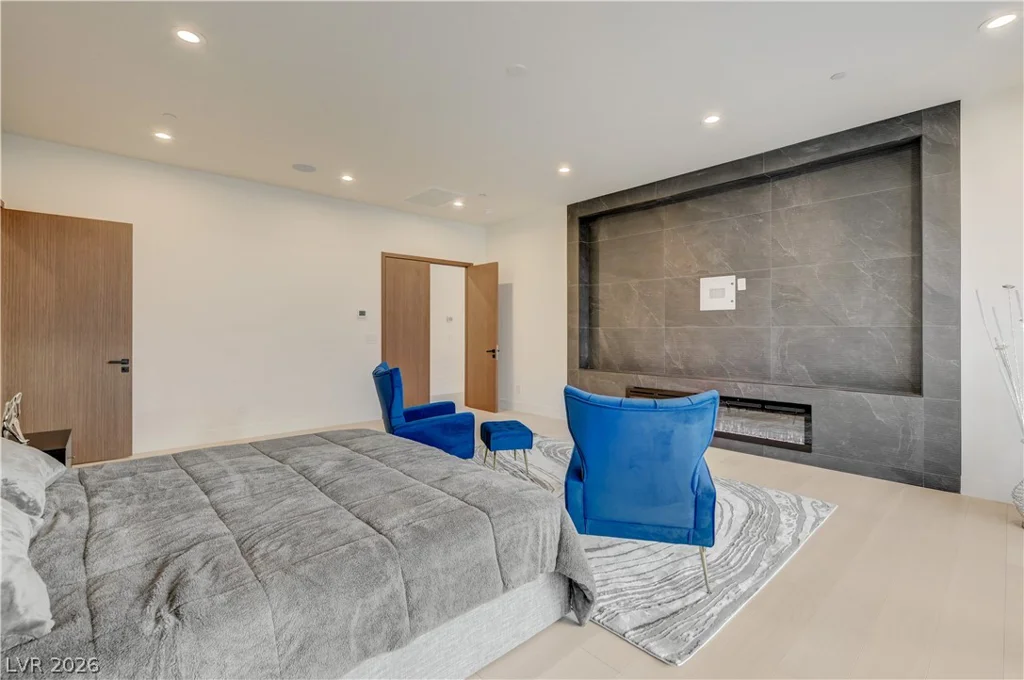 5555 Teco, Las Vegas, NV 89118
