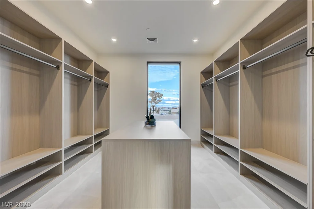 5555 Teco, Las Vegas, NV 89118