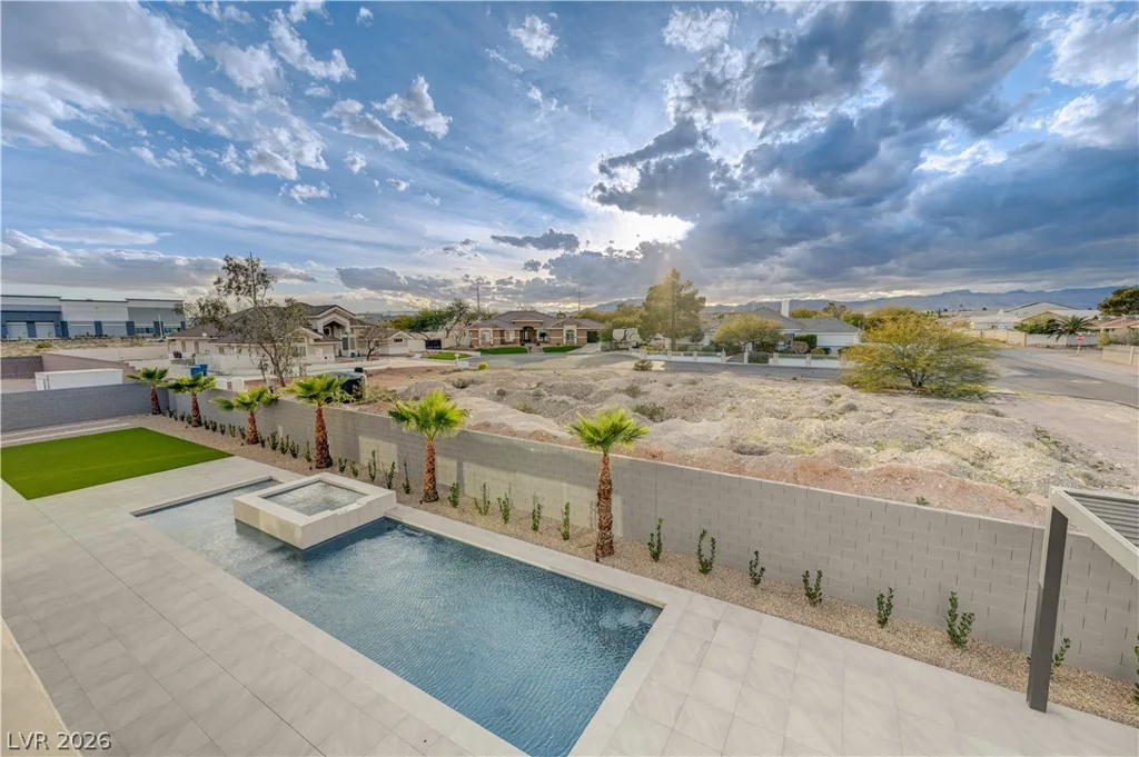 5555 Teco, Las Vegas, NV 89118