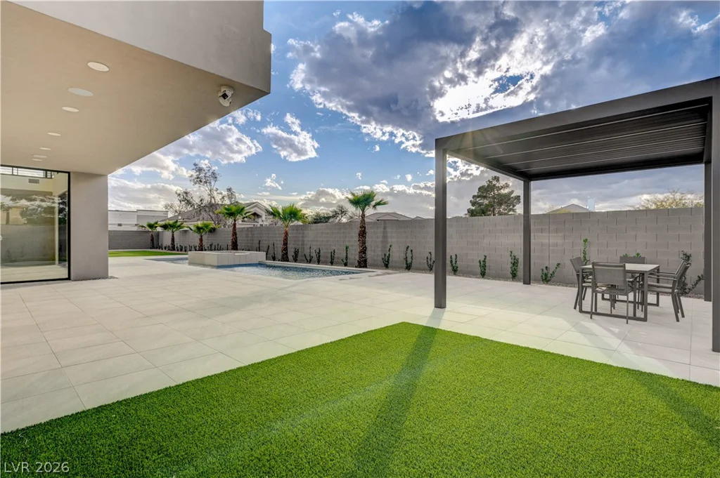 5555 Teco, Las Vegas, NV 89118