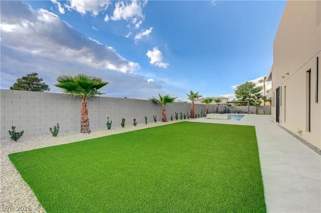 5555 Teco, Las Vegas, NV 89118