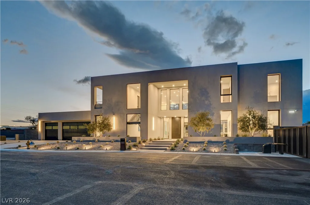 5555 Teco, Las Vegas, NV 89118
